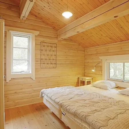 Three-bedroom In Aakirkeby Åkirkeby