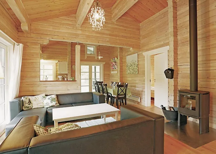 Three-bedroom In Aakirkeby Åkirkeby