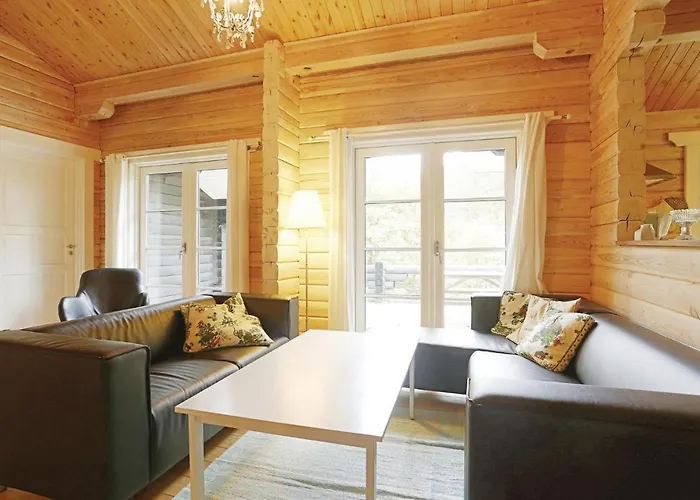 Three-bedroom In Aakirkeby Ferienhaus